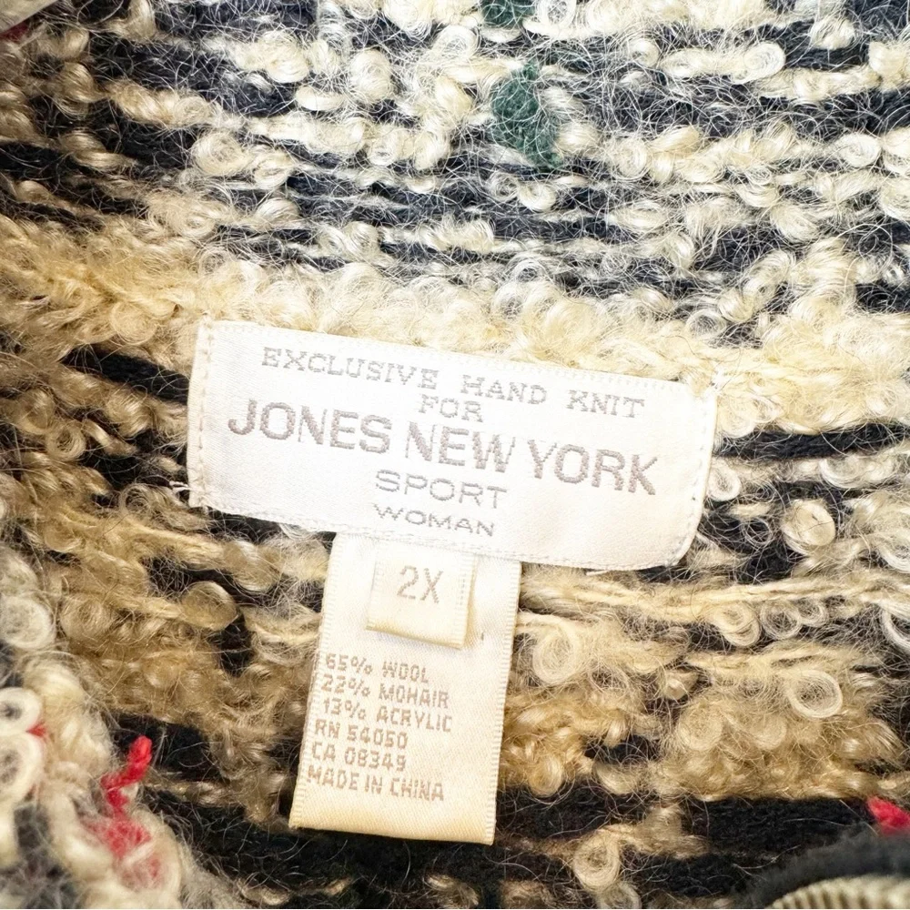 Handknit for Jones New York | 90's Vintage Wool Mohair Pullover - Picture 5 of 6